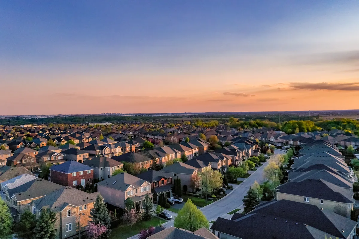 Rolling Acres Whitby homes for sale